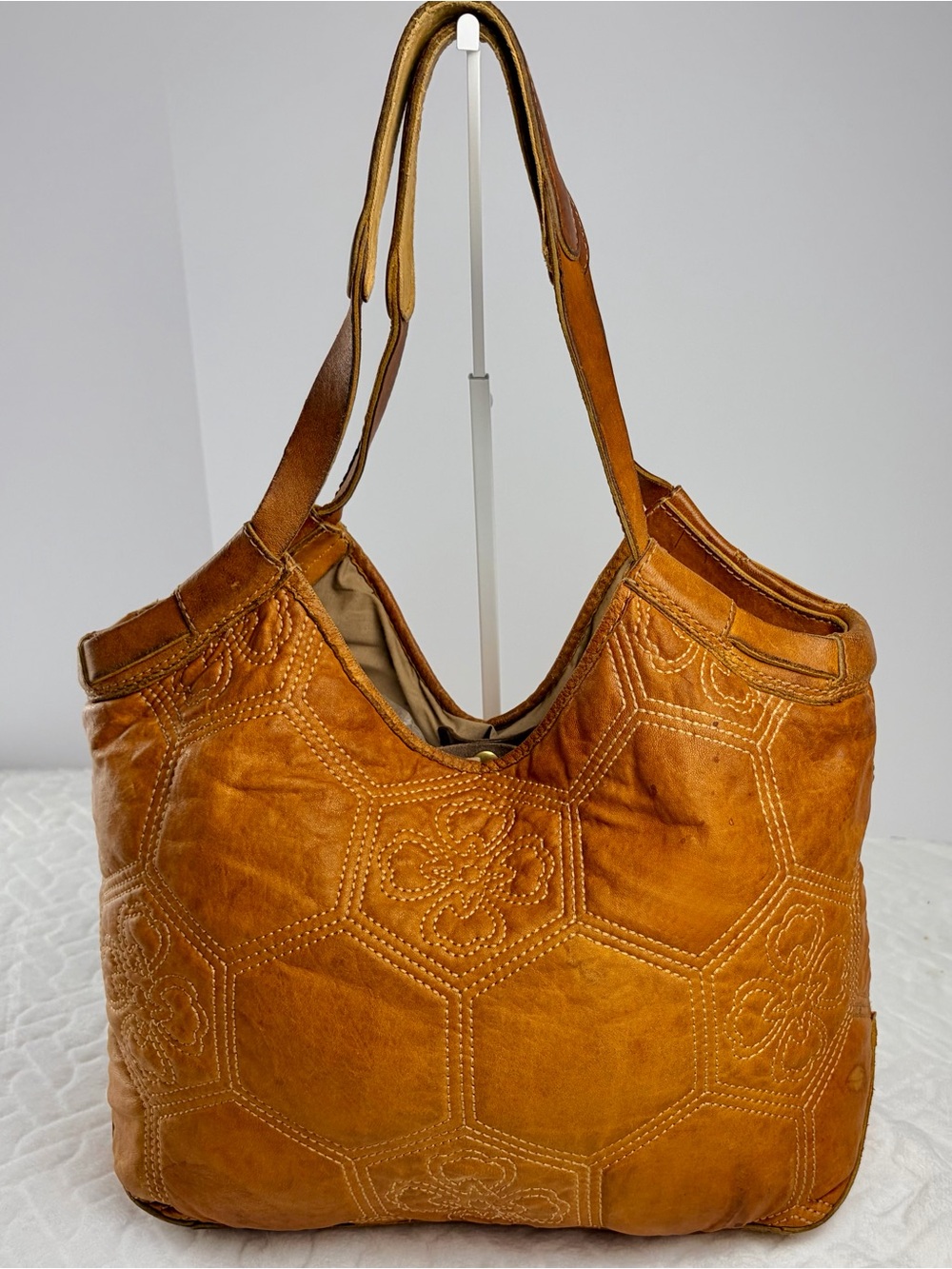 Rare Lamb’s Leather Vintage Inspired Lucky Brand Honeycomb Flower Hobo Bag